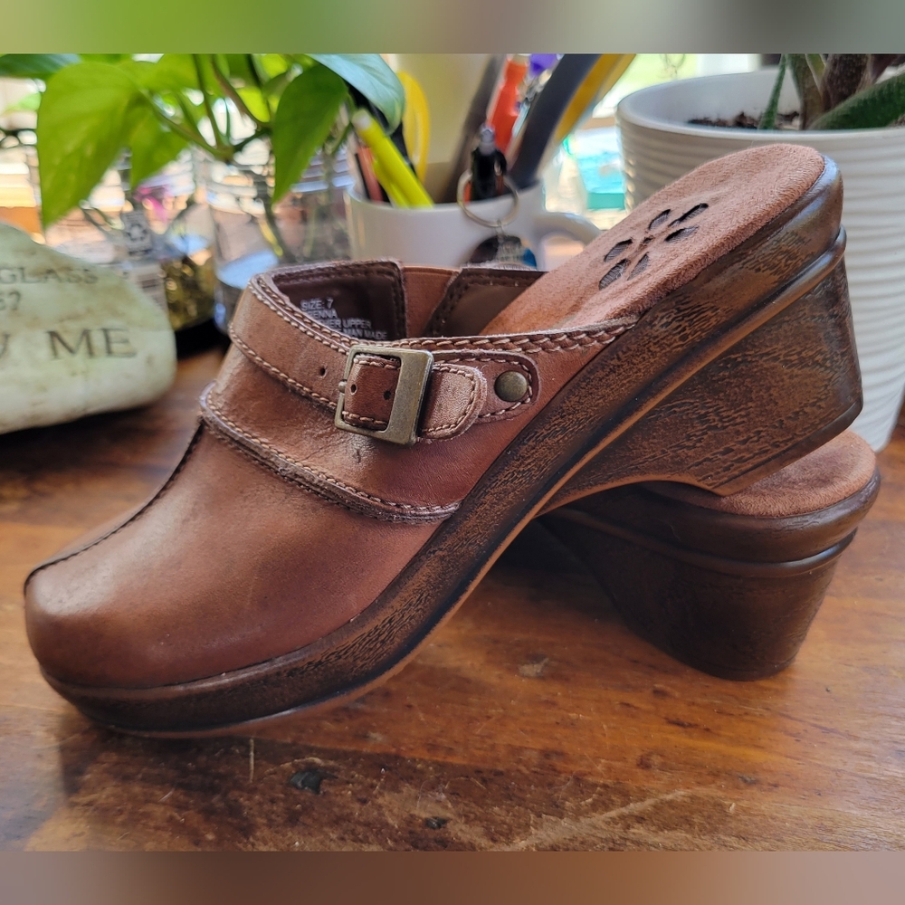 Dr Scholl's Leather Mule/Clog Never Worn